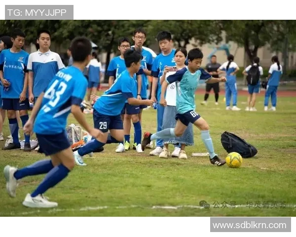 盘点未来之星小球员足球高光时刻展现青春赛场无限潜力 盘点未来之星小球员足球高光时刻展现青春赛场无限潜力