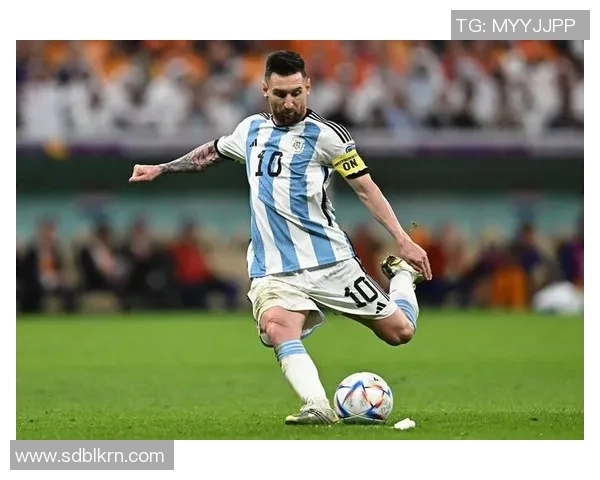 足球传奇梅西:从天才少年到世界之巅的荣耀征程 足球传奇梅西:从天才少年到世界之巅的荣耀征程