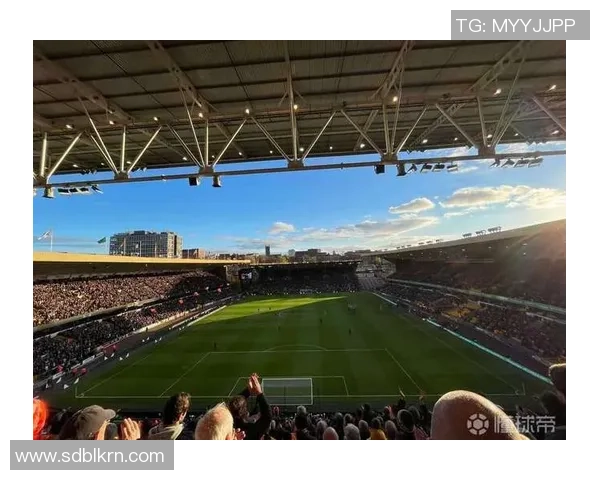 足球迷心中的氛围大师 球场内外最能点燃激情的球星们