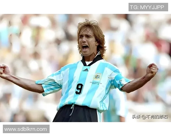 巴斯足球球星的传奇生涯与辉煌成就深度解读