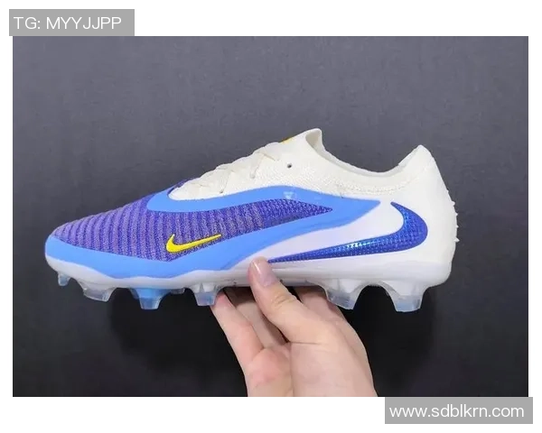 足球巨星们如何挑选战靴英文表达与实用搭配解析