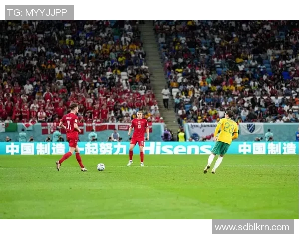 洛扎足球球星拼搏历程展现绿色赛场激情与梦想追逐之路 洛扎足球球星拼搏历程展现绿色赛场激情与梦想追逐之路